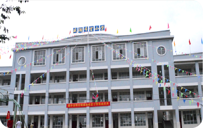 浇一株花朵，种一份希望丨儿童公益事业，永利集团3044noc登录入口在路上
